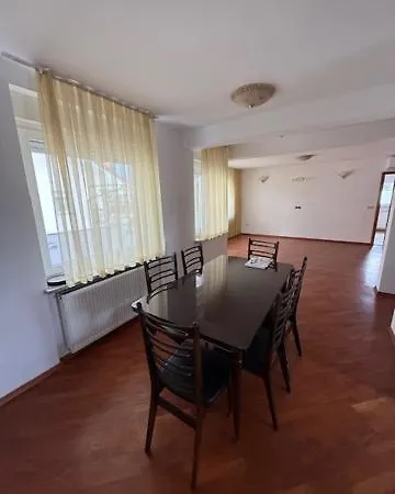 Trnovo Lunca * Ljubljana
