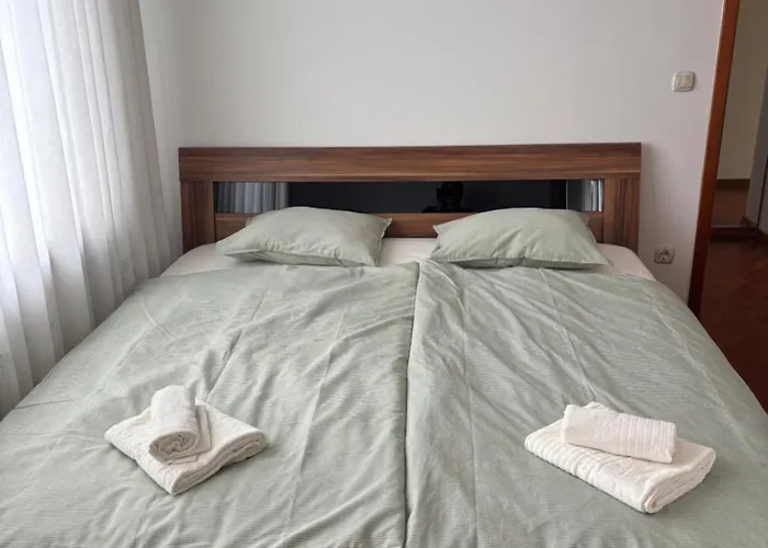 Appartement Trnovo Lunca *